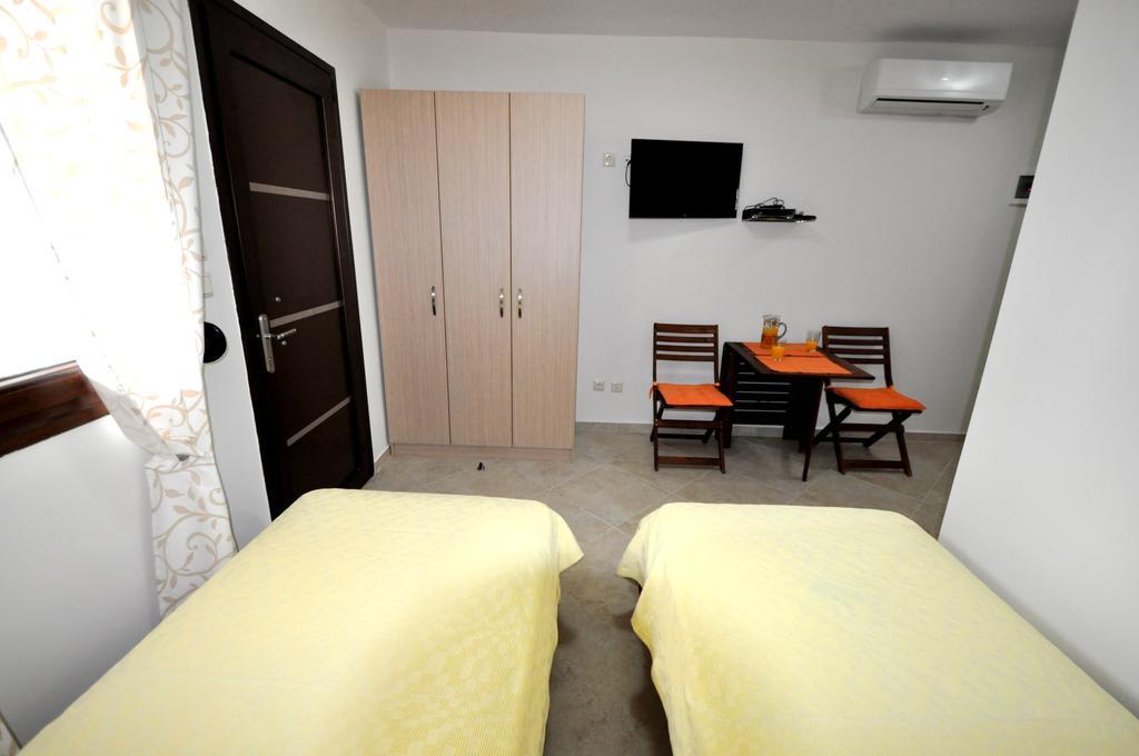 Alba Studio Thassos Apartment กอยนิรา ห้อง รูปภาพ